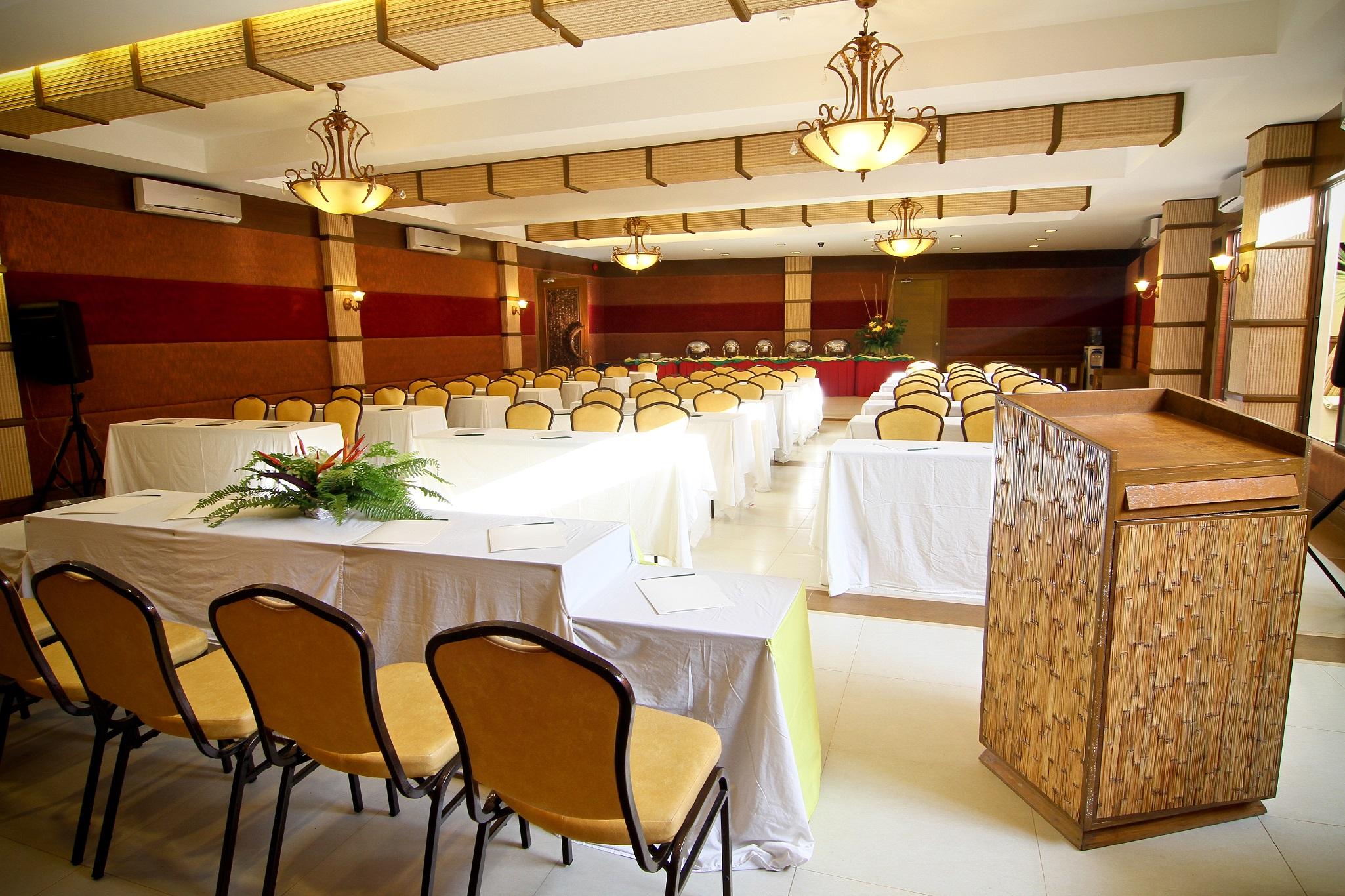 Boracay Tropics 4* Manoc-Manoc